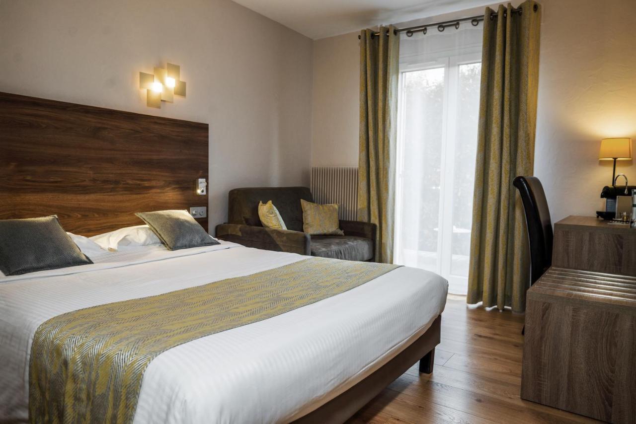 Logis Hotel Le Petit Casset La Boisse Екстер'єр фото