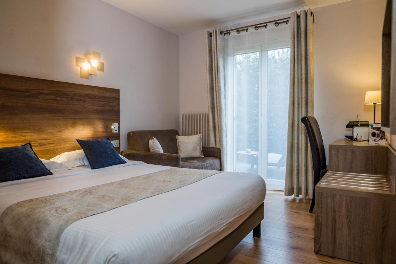 Logis Hotel Le Petit Casset La Boisse Екстер'єр фото