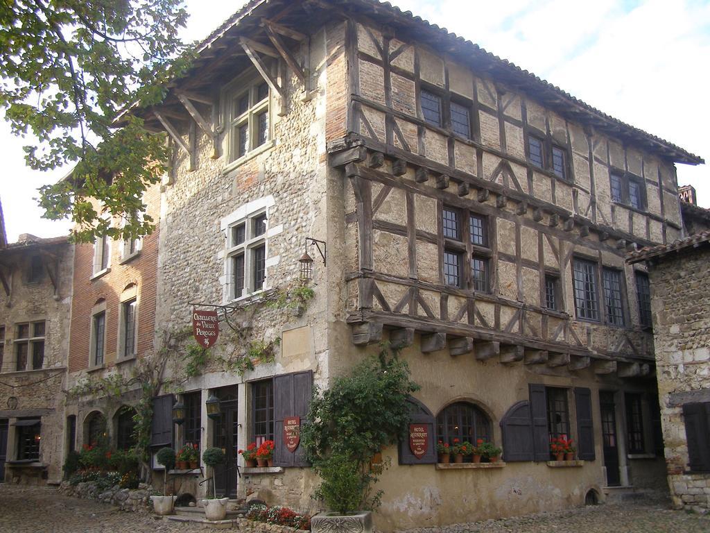 Logis Hotel Le Petit Casset La Boisse Екстер'єр фото