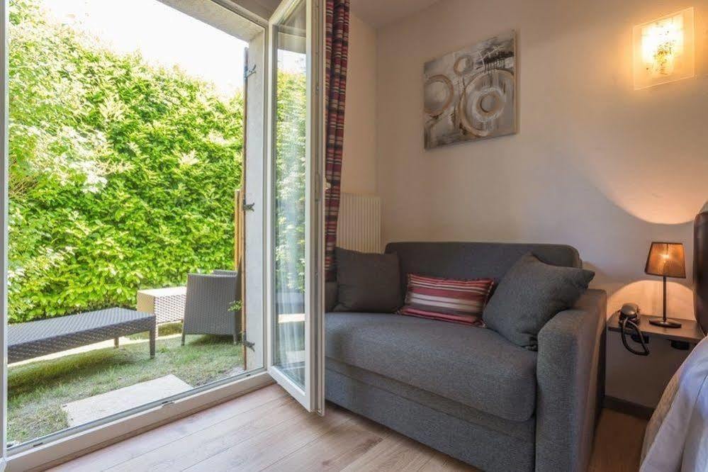 Logis Hotel Le Petit Casset La Boisse Екстер'єр фото